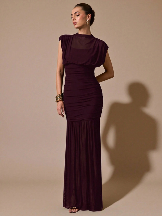 Robe noire enveloppante transparente drapée